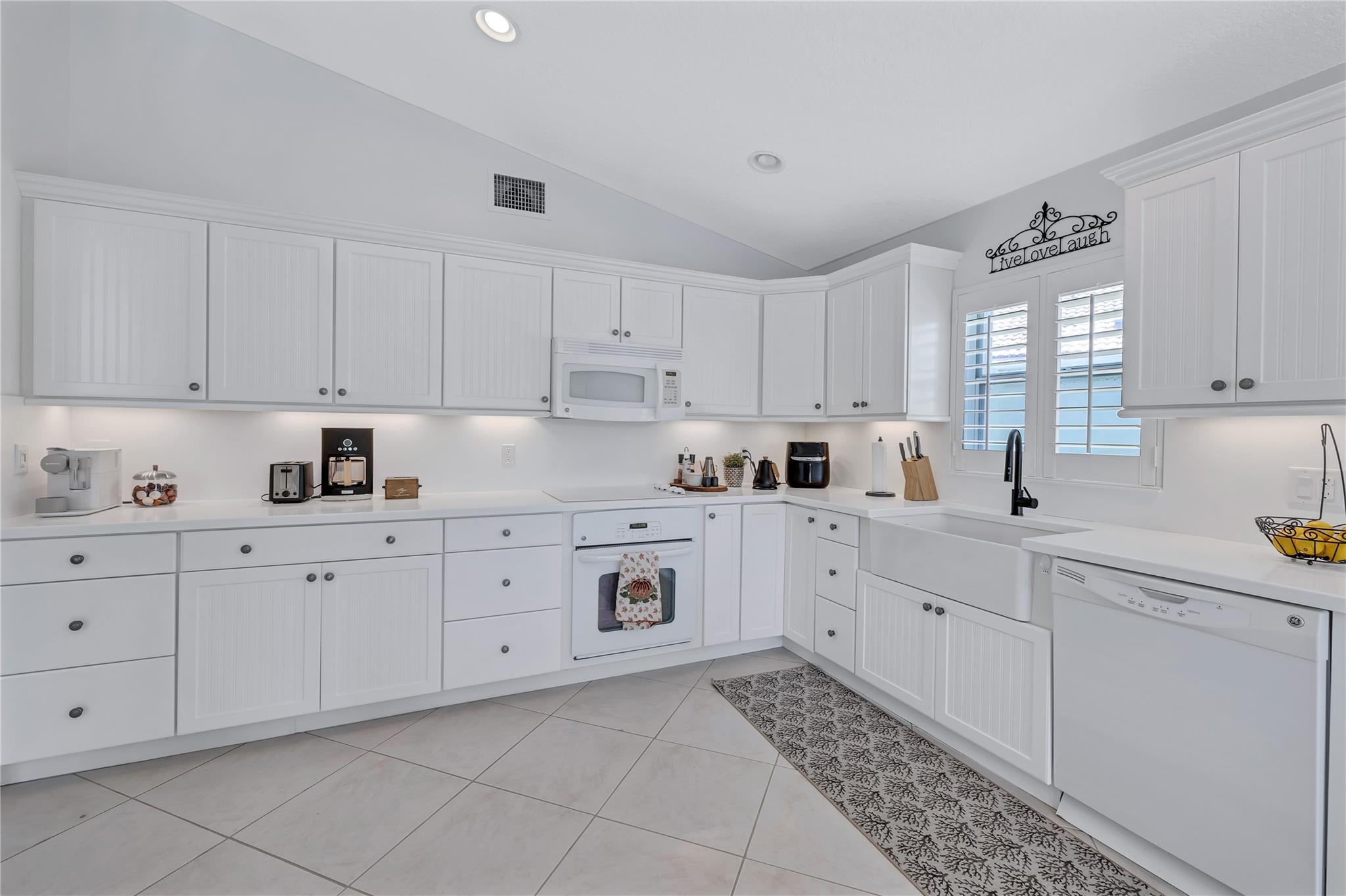 BOCA LANDINGS - Residential