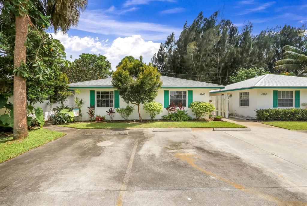 Photo of 4704 SE Compass Way Way, Stuart, FL 34997 (MLS # R10742011)