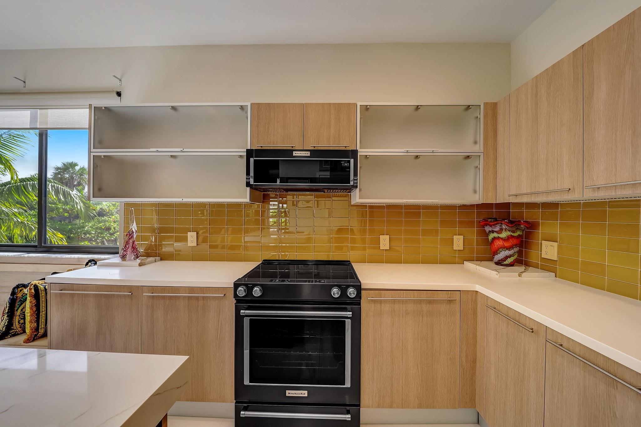 Koi 181-46 B - Residential Lease