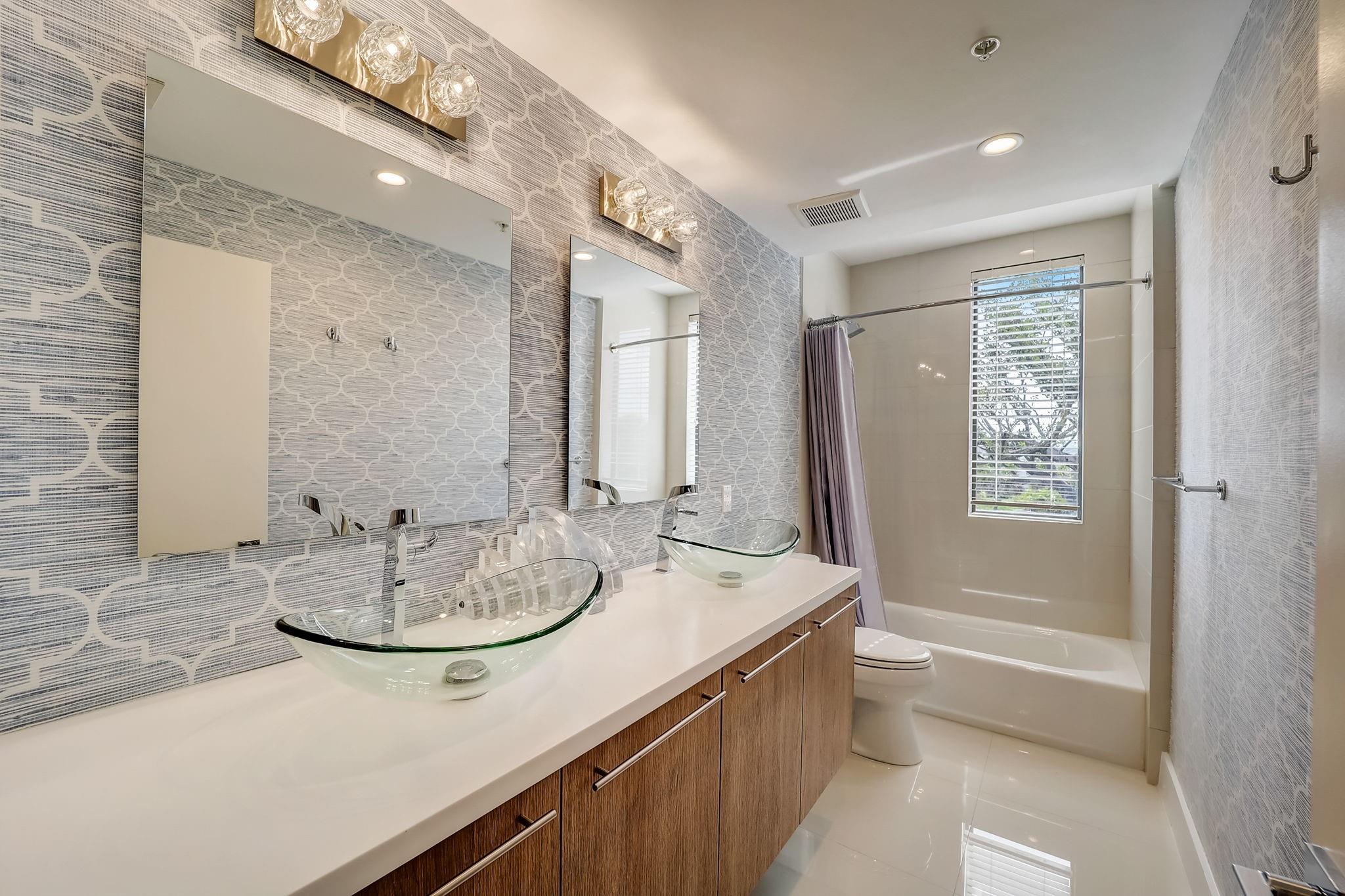 Koi 181-46 B - Residential Lease
