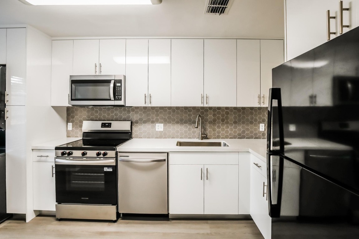 WESTVIEW 10 CONDO - Residential Lease