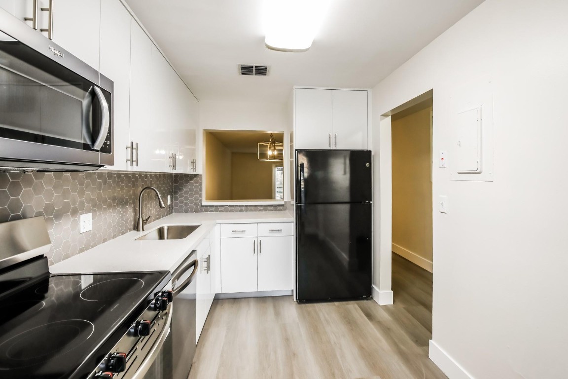 WESTVIEW 10 CONDO - Residential Lease