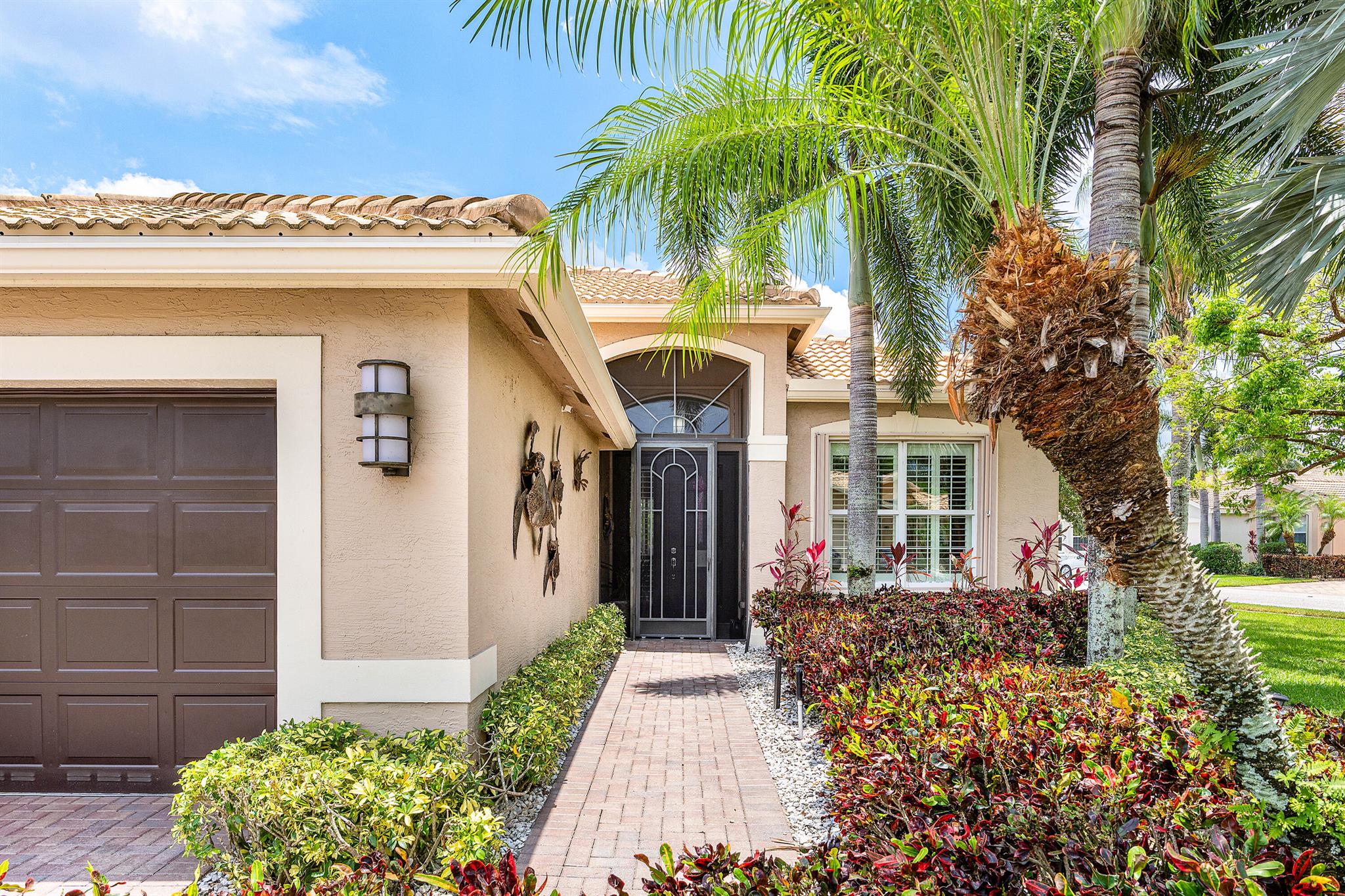 9428 Ivory Isle Road