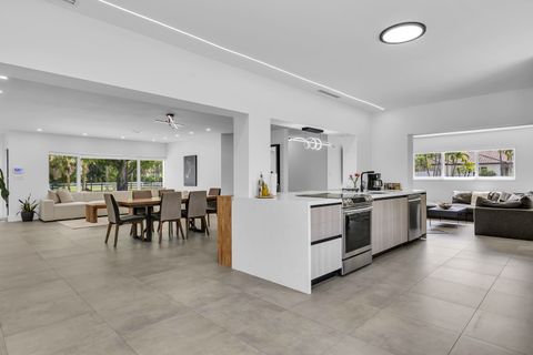 Tiny photo for 11821 NW 6th Court, Plantation, FL 33325 (MLS # B26037463)