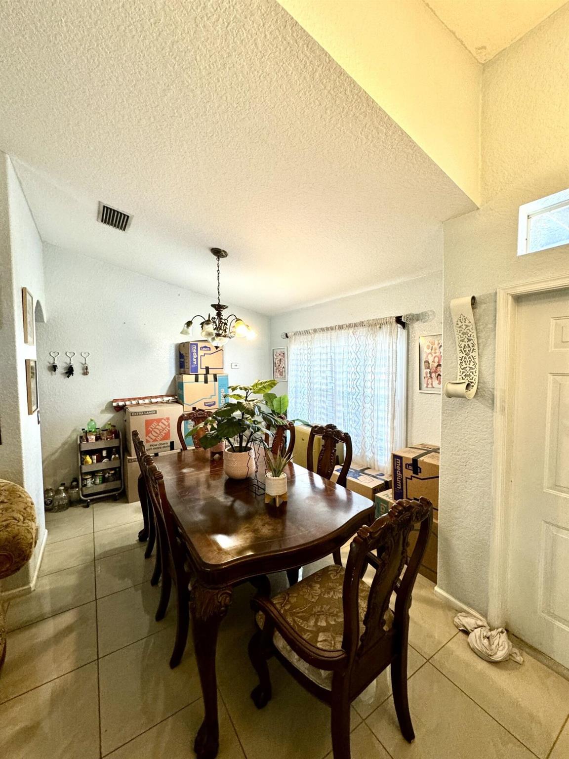 550 SW Fairway Avenue