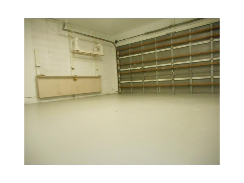 WOODSIDE ESTATES 127-10 B - Residential