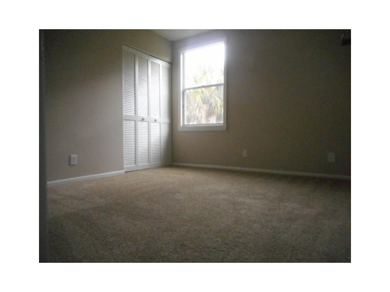 WOODSIDE ESTATES 127-10 B - Residential
