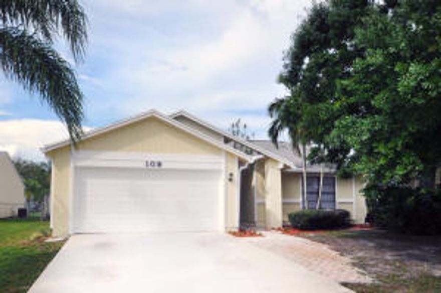 3 BEDROOM 2 BATH HOME COMPLETELY RENOVATED IN A GREAT NEIGHBORHOOD. IT HAS A NEW KITCHEN,STAINLESS STEEL APPLIANCES, BATHROOMS RE-DONE, NEW ELECTRICAL FIXTURES & MUCH MORE. THIS HOME WILL NOT LAST.