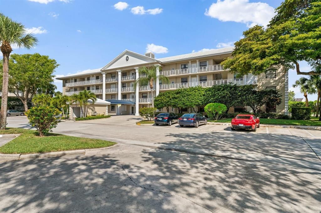 Photo of 3521 Village Boulevard #305, West Palm Beach, FL 33409 (MLS # R10796198)