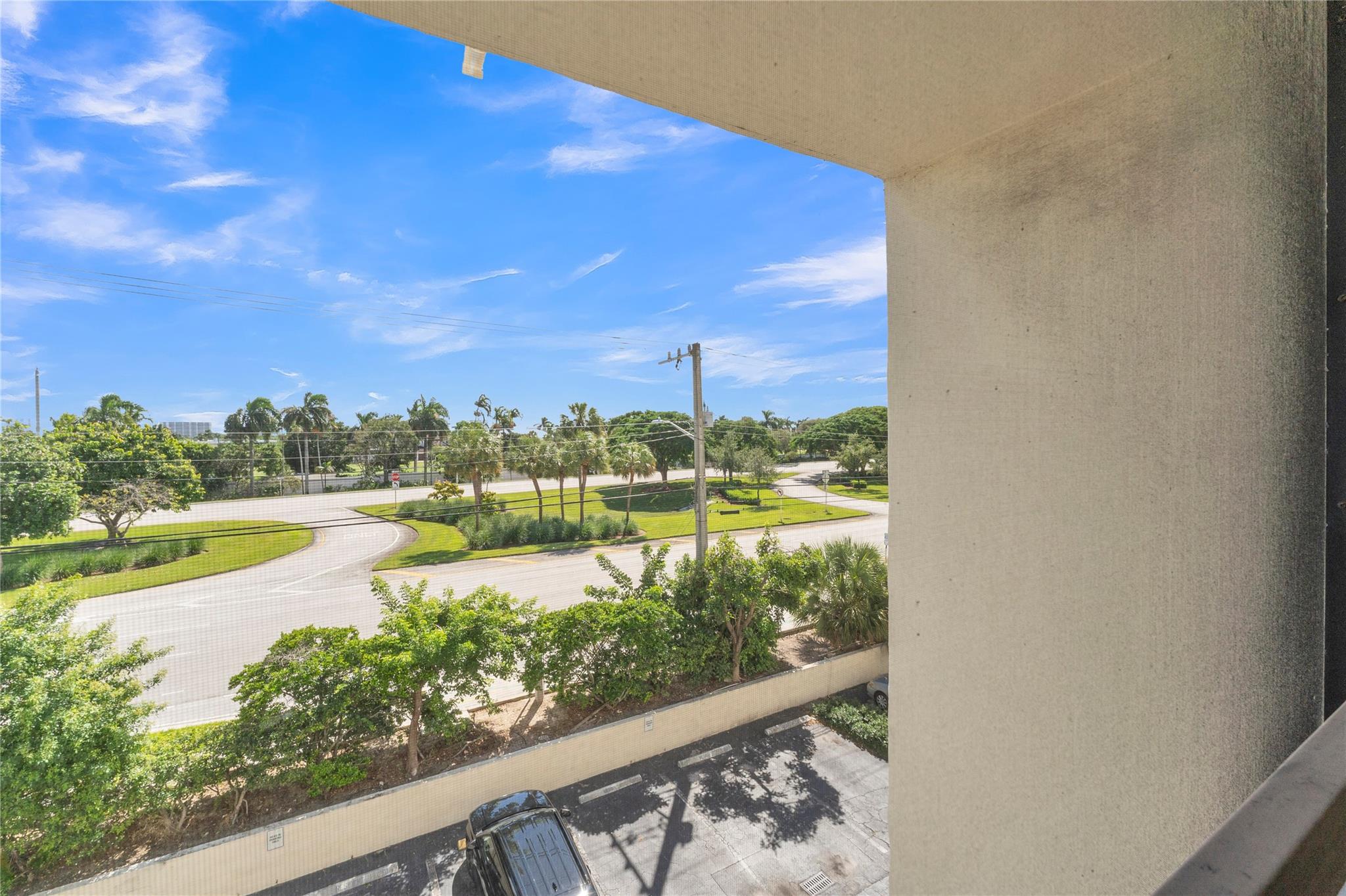 POINTE SOUTH CONDO - Residential
