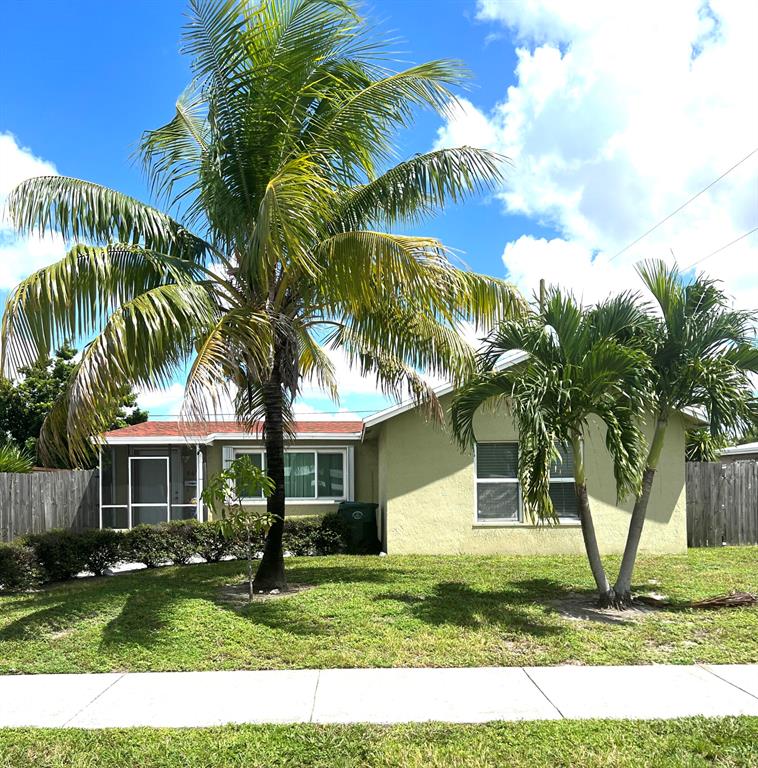 Welcome to this beautiful home in Oakland Park.Very quiet neighborhood. Two bedrooms and one bathroom with additional mother in law suite with separate entrance. Large backward with room for a pool. Brand new roof, hurricane proof windows, hurricane shutters, gas hot water heather. Close to I-95 and shops. Home Warranty will be provided to the buyers at sellers expense.