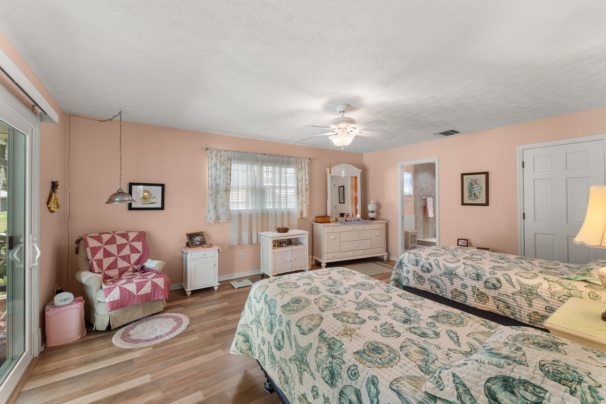 WOODMERE MEADOWS - Residential