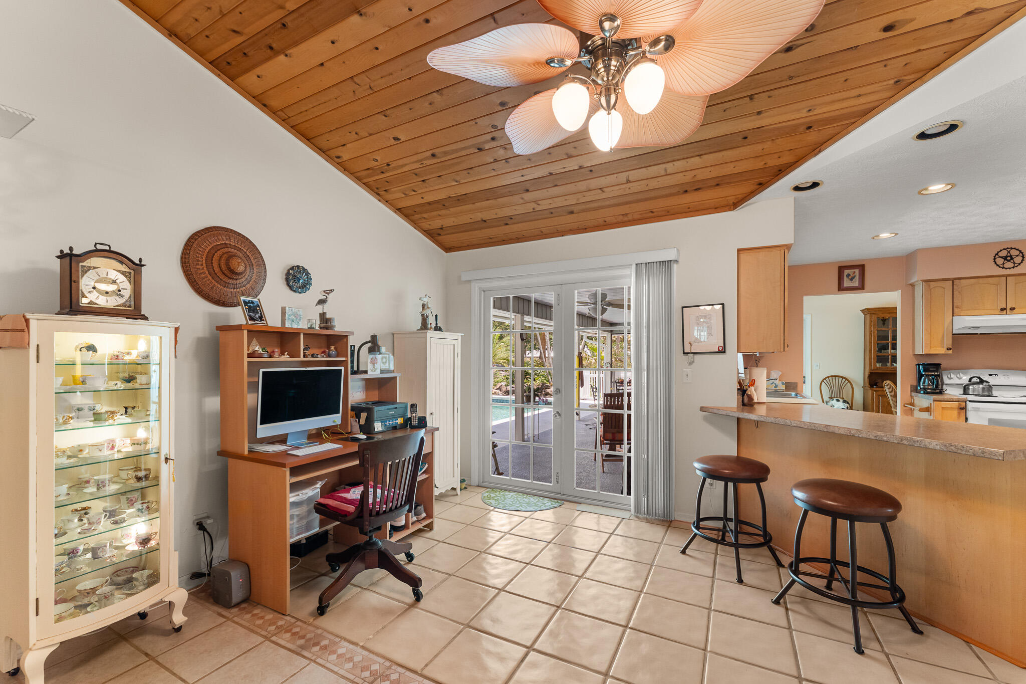 WOODMERE MEADOWS - Residential