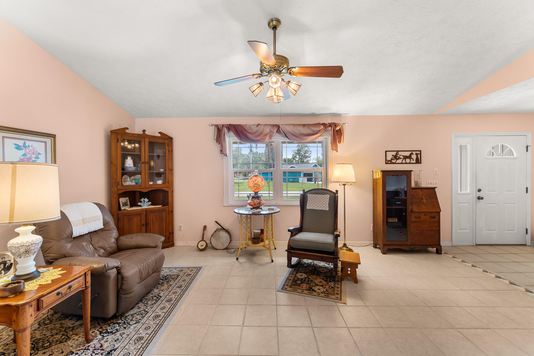 WOODMERE MEADOWS - Residential