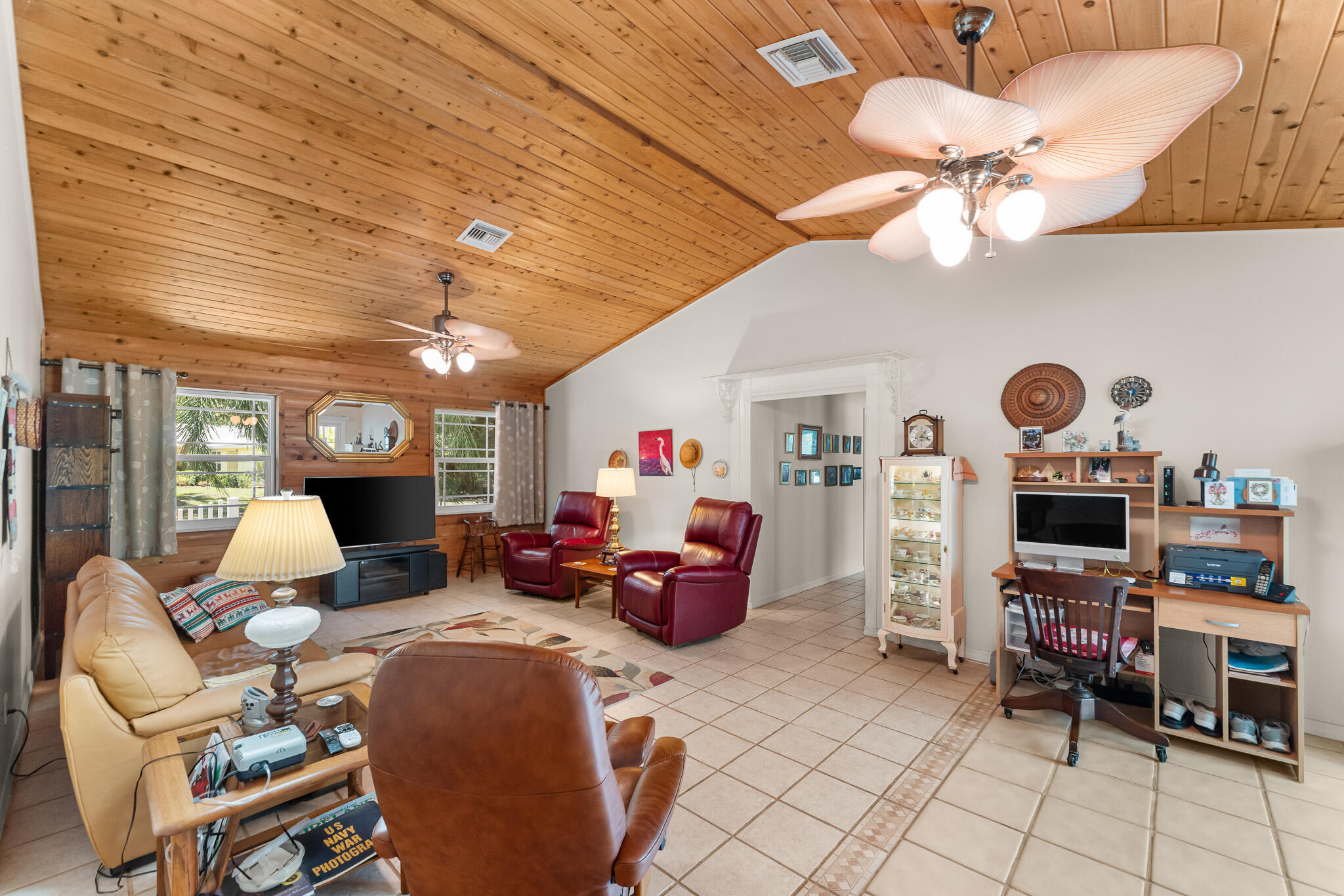 WOODMERE MEADOWS - Residential