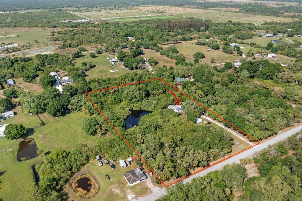 Photo of 25901 SW Tommy Clements St, Indiantown, FL 34956 (MLS # F10431249)