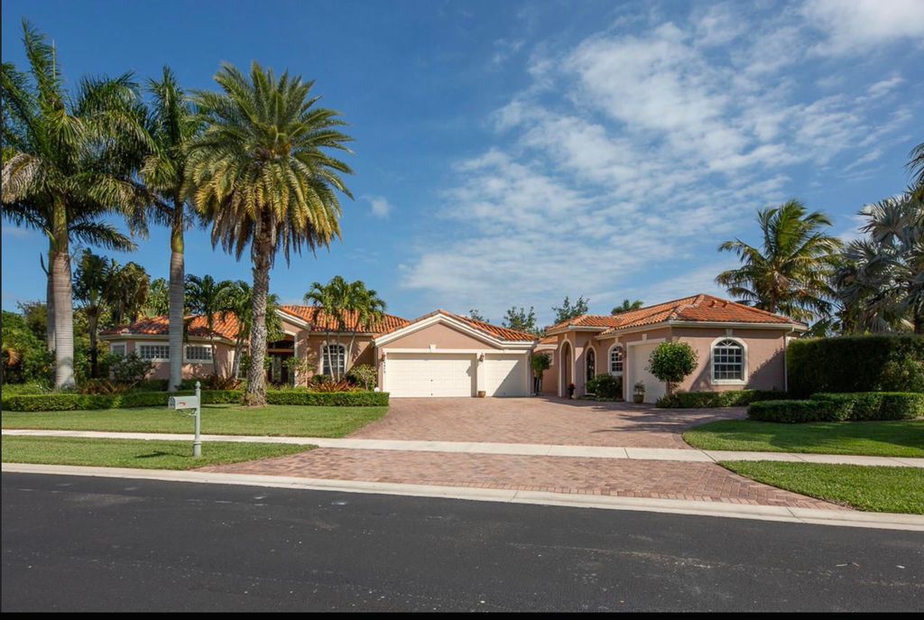 Photo of 9979 SE Osprey Pointe Drive, Hobe Sound, FL 33455 (MLS # R10775985)