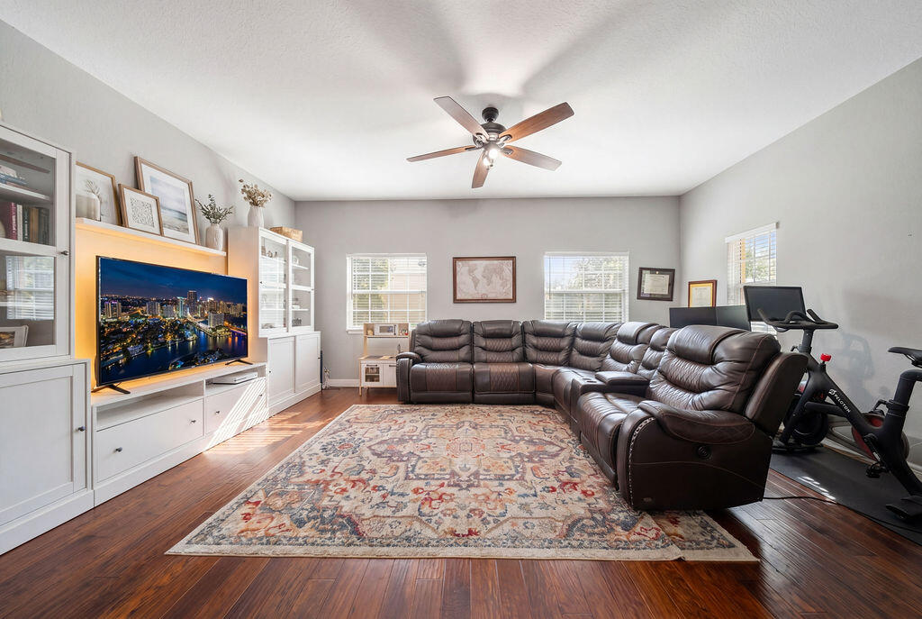 CYPRESS GROVE - Residential
