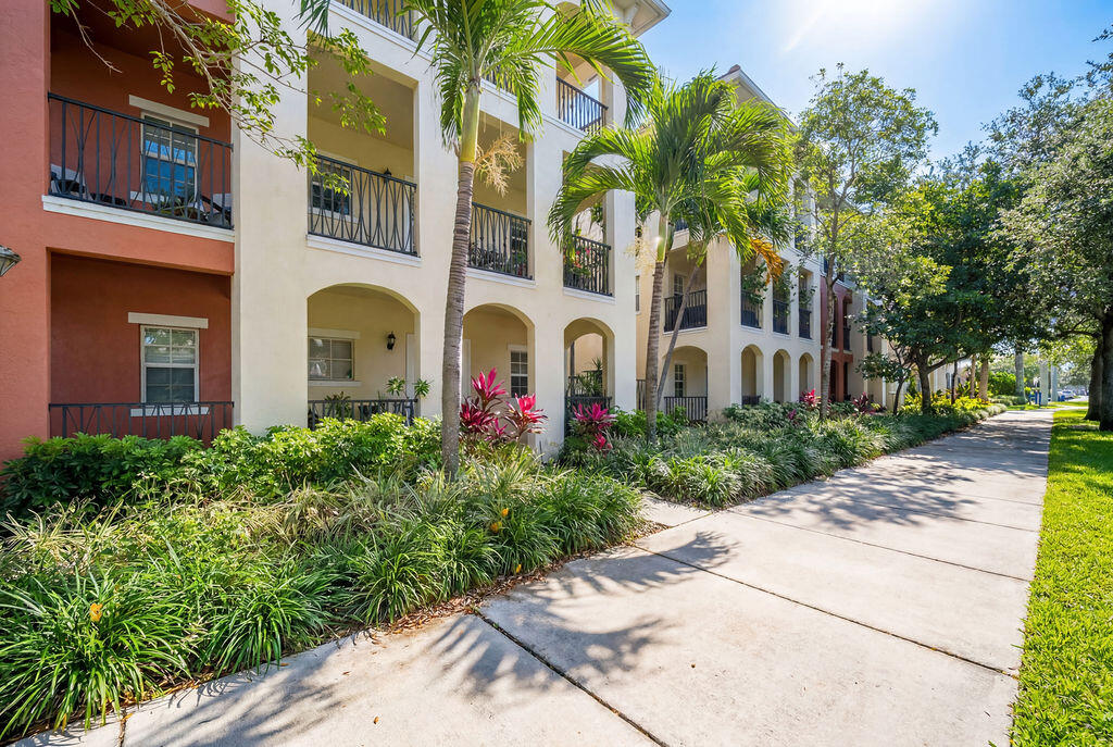 CYPRESS GROVE - Residential
