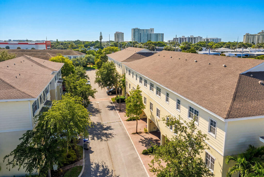 CYPRESS GROVE - Residential