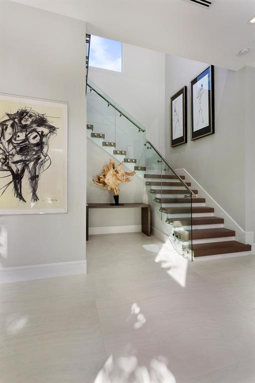 SEAGATE EXT IN - Residential