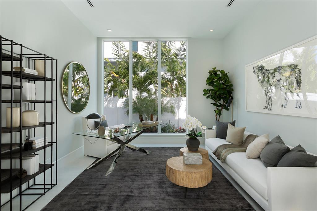 SEAGATE EXT IN - Residential