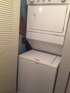 HUNTINGTON LAKES SEC TWO CONDOS - Residential