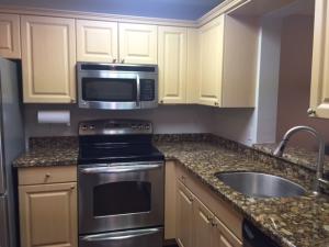 HUNTINGTON LAKES SEC TWO CONDOS - Residential