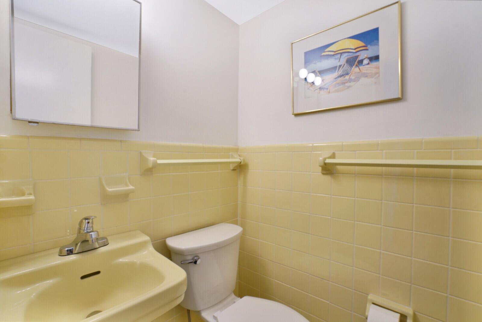 SOUTH PALM RESIDENCE INC - Residential Lease