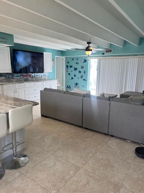 SOUTH PALM RESIDENCE INC - Residential Lease