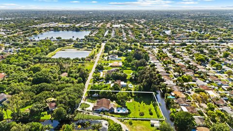 A home in Cooper City