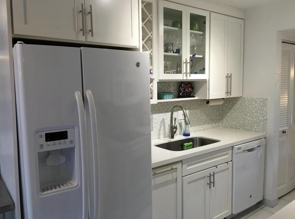 Photo of 2403 Bridgewood Drive, Boca Raton, FL 33434 (MLS # R11130045)