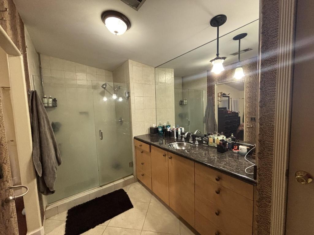 TALLOWWOOD ISLE - Residential