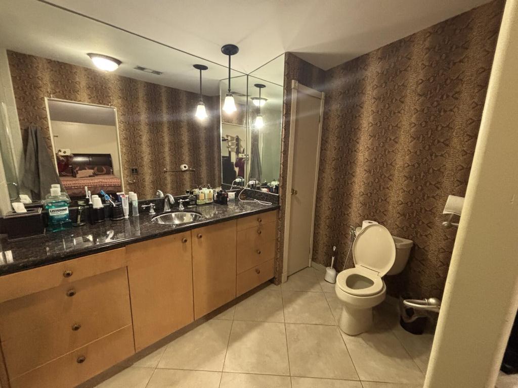 TALLOWWOOD ISLE - Residential