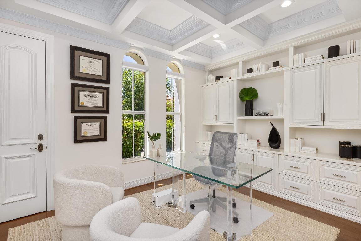 LAKE ROGERS ISLE - Residential