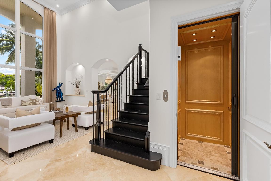 LAKE ROGERS ISLE - Residential