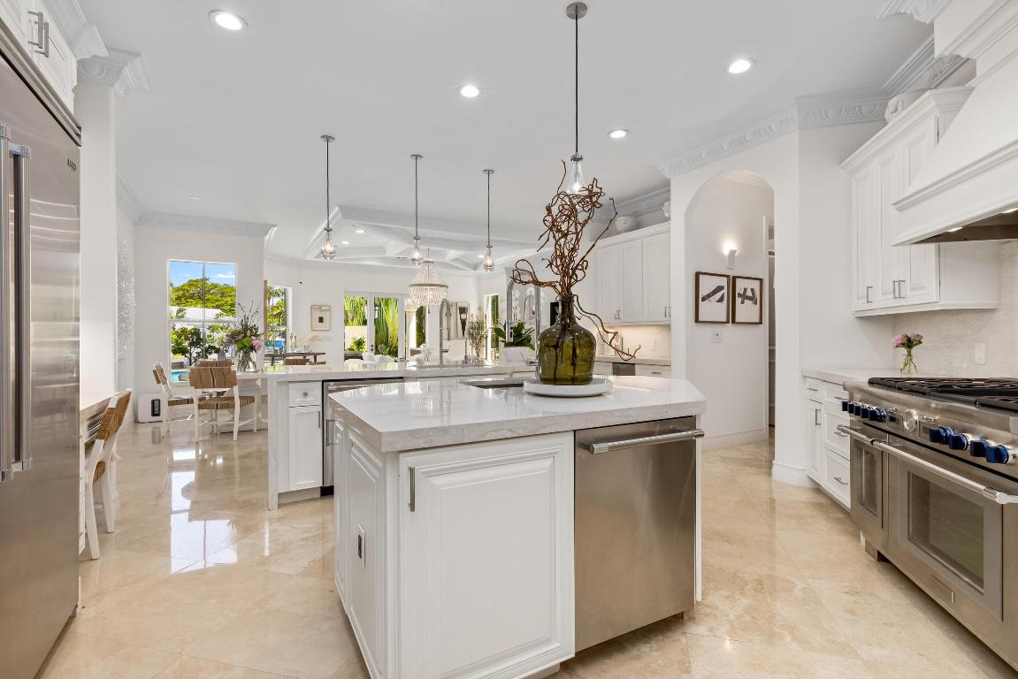 LAKE ROGERS ISLE - Residential