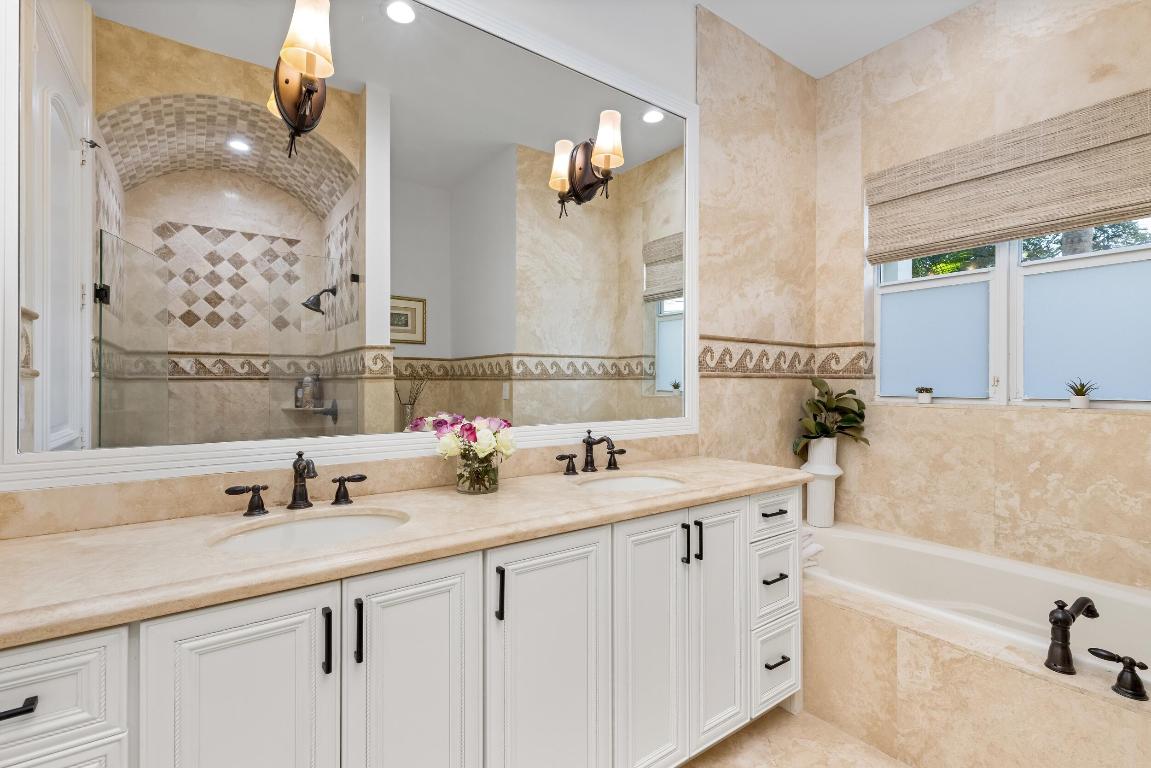 LAKE ROGERS ISLE - Residential