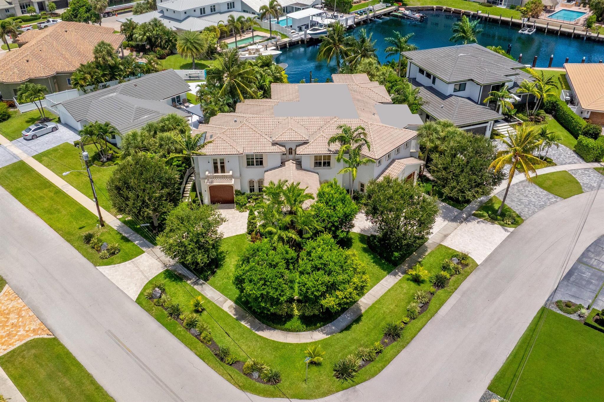 LAKE ROGERS ISLE - Residential