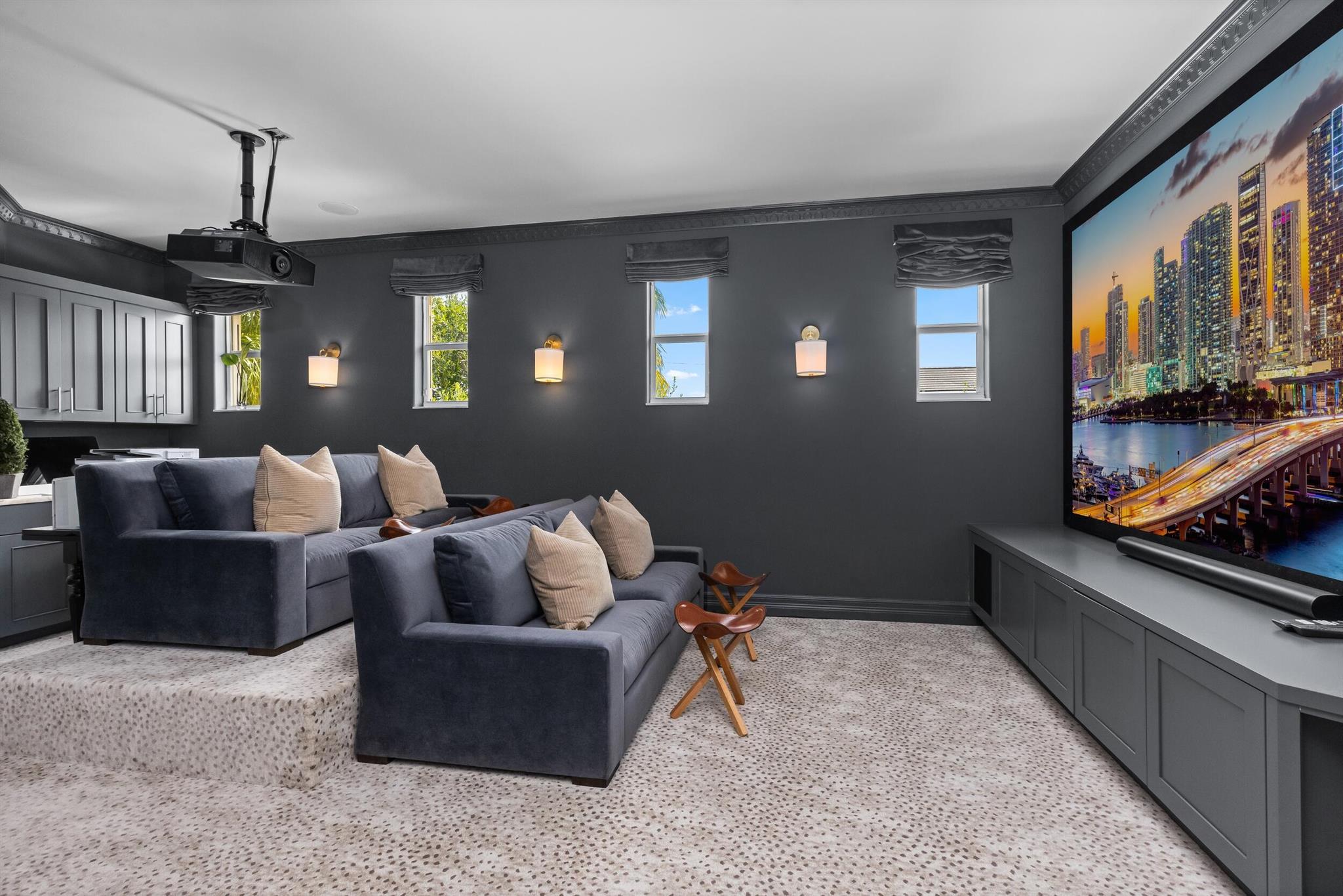 LAKE ROGERS ISLE - Residential