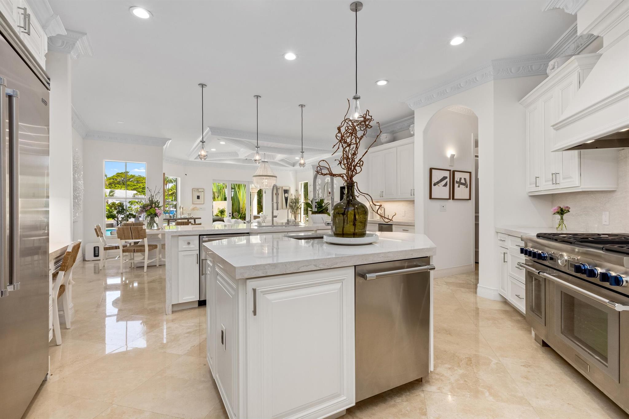 LAKE ROGERS ISLE - Residential