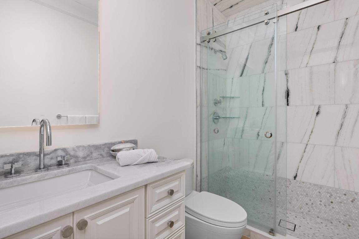 LAKE ROGERS ISLE - Residential