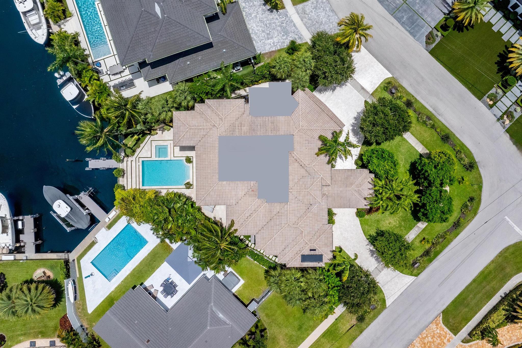 LAKE ROGERS ISLE - Residential