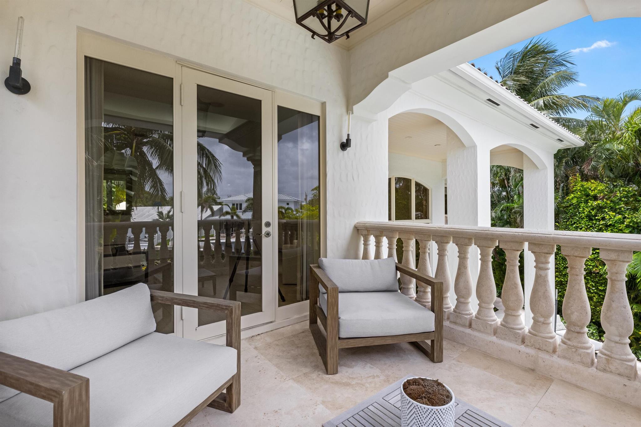 LAKE ROGERS ISLE - Residential