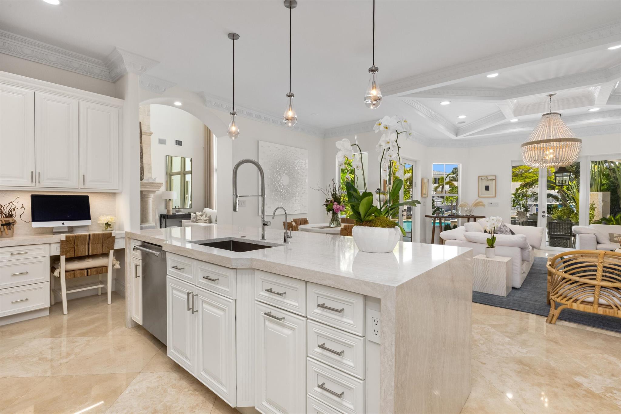 LAKE ROGERS ISLE - Residential