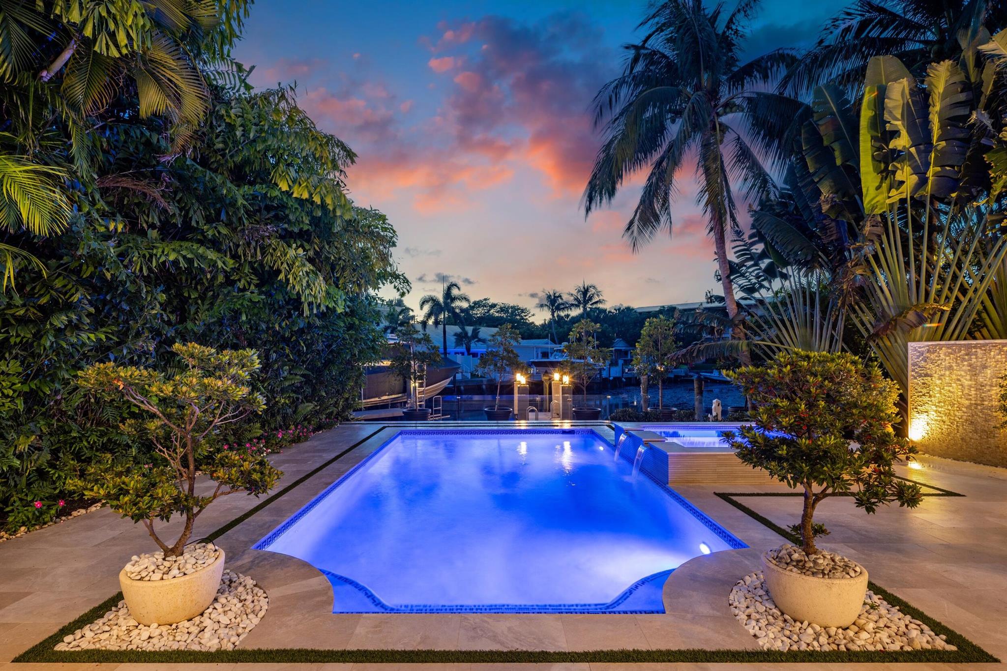 721 NE 38th Street, Boca Raton, FL, 33431/$5,895,000 3 721 NE 38th Street