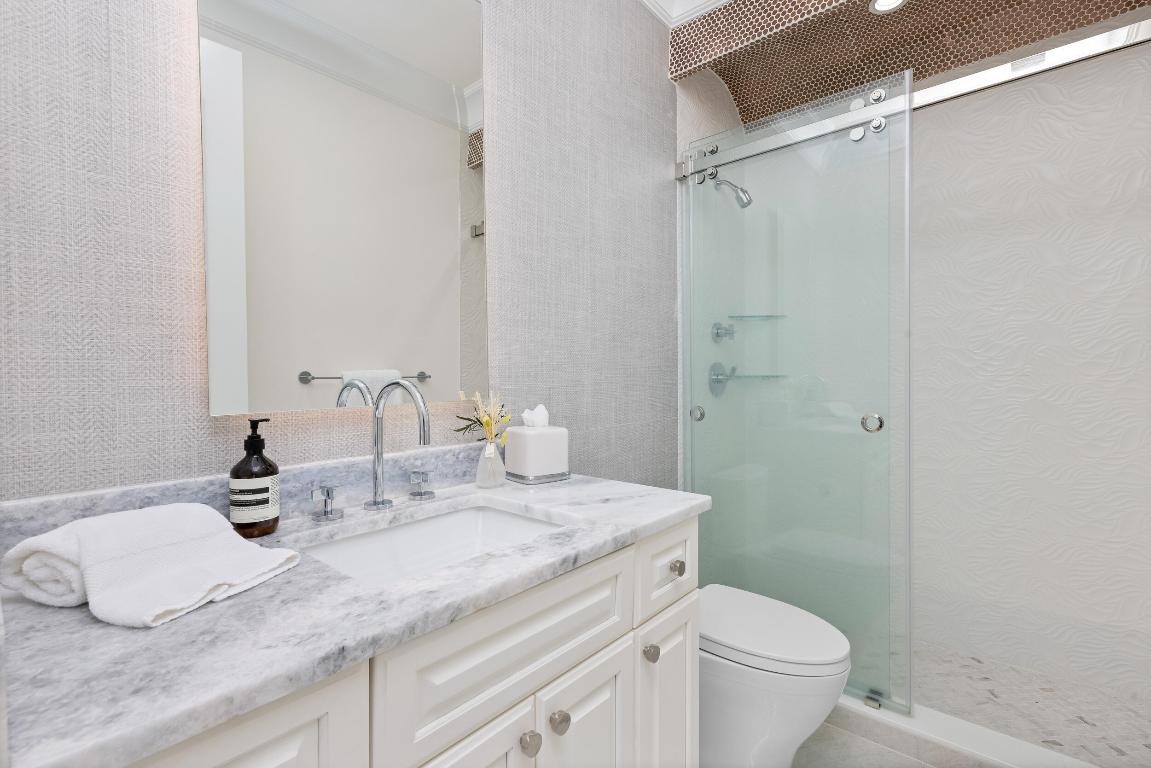 LAKE ROGERS ISLE - Residential