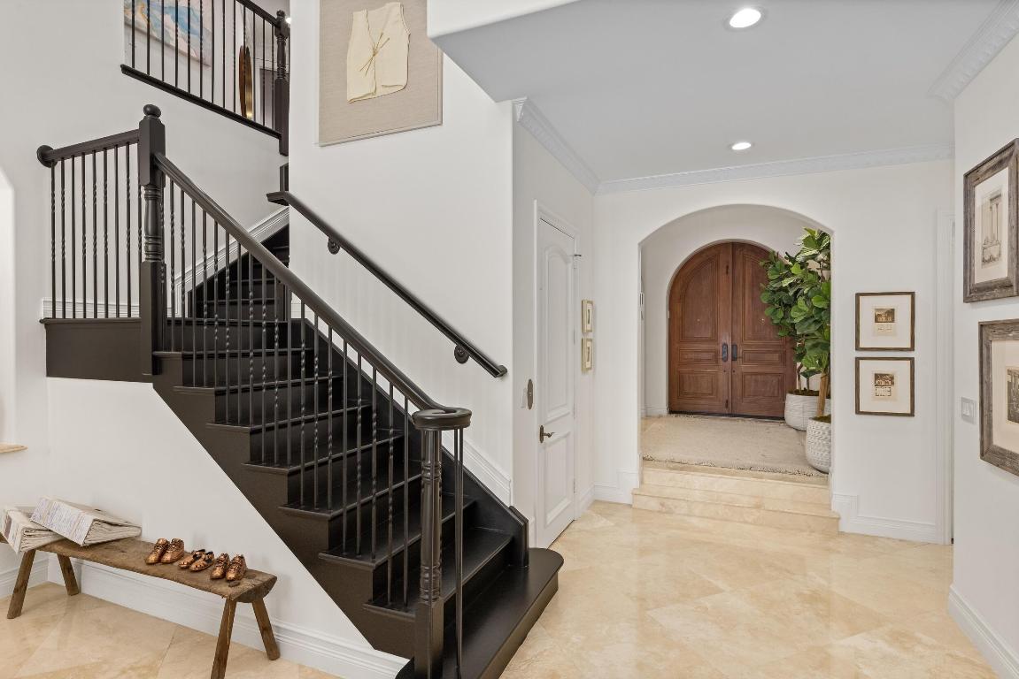 LAKE ROGERS ISLE - Residential