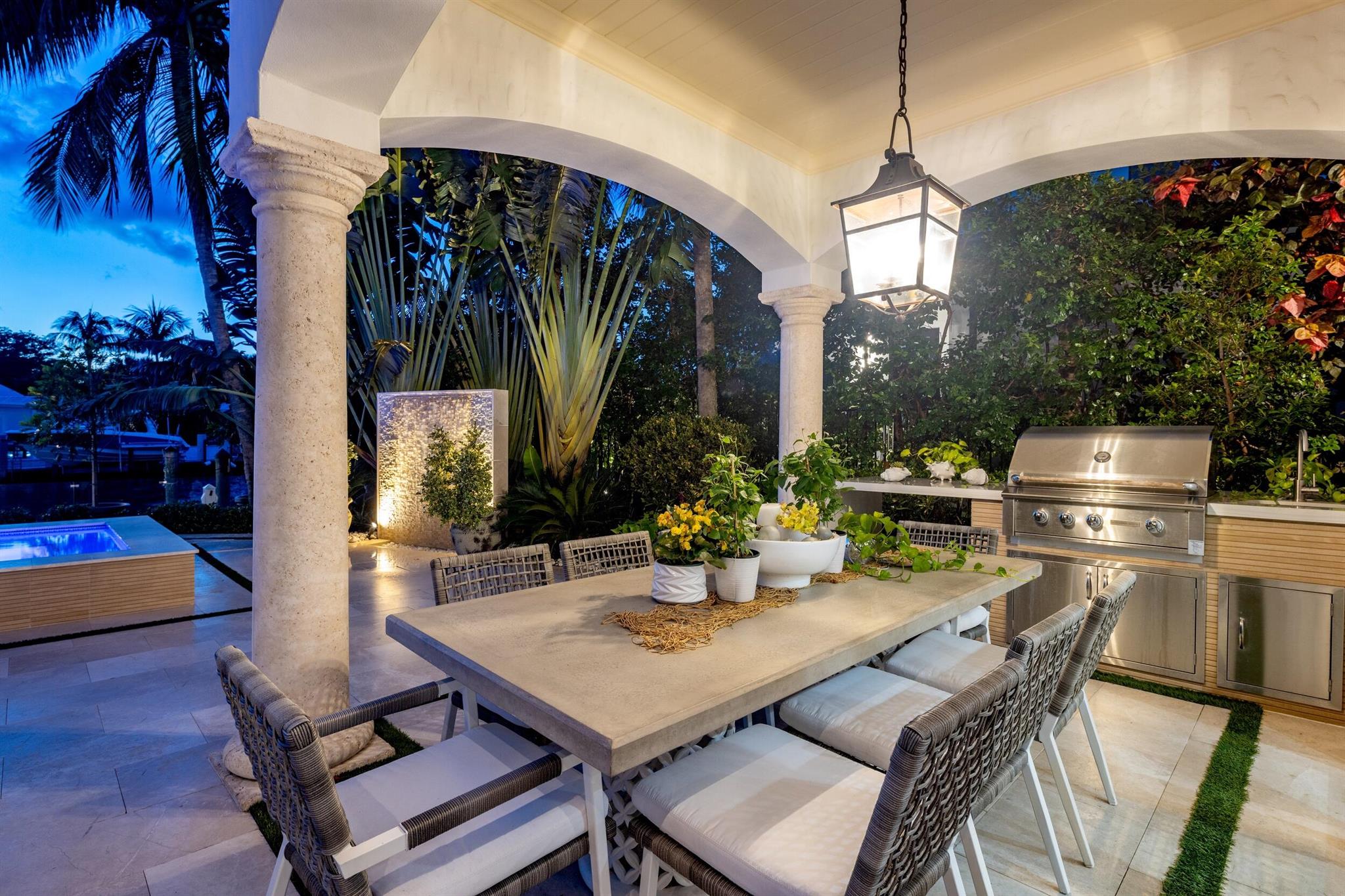 LAKE ROGERS ISLE - Residential