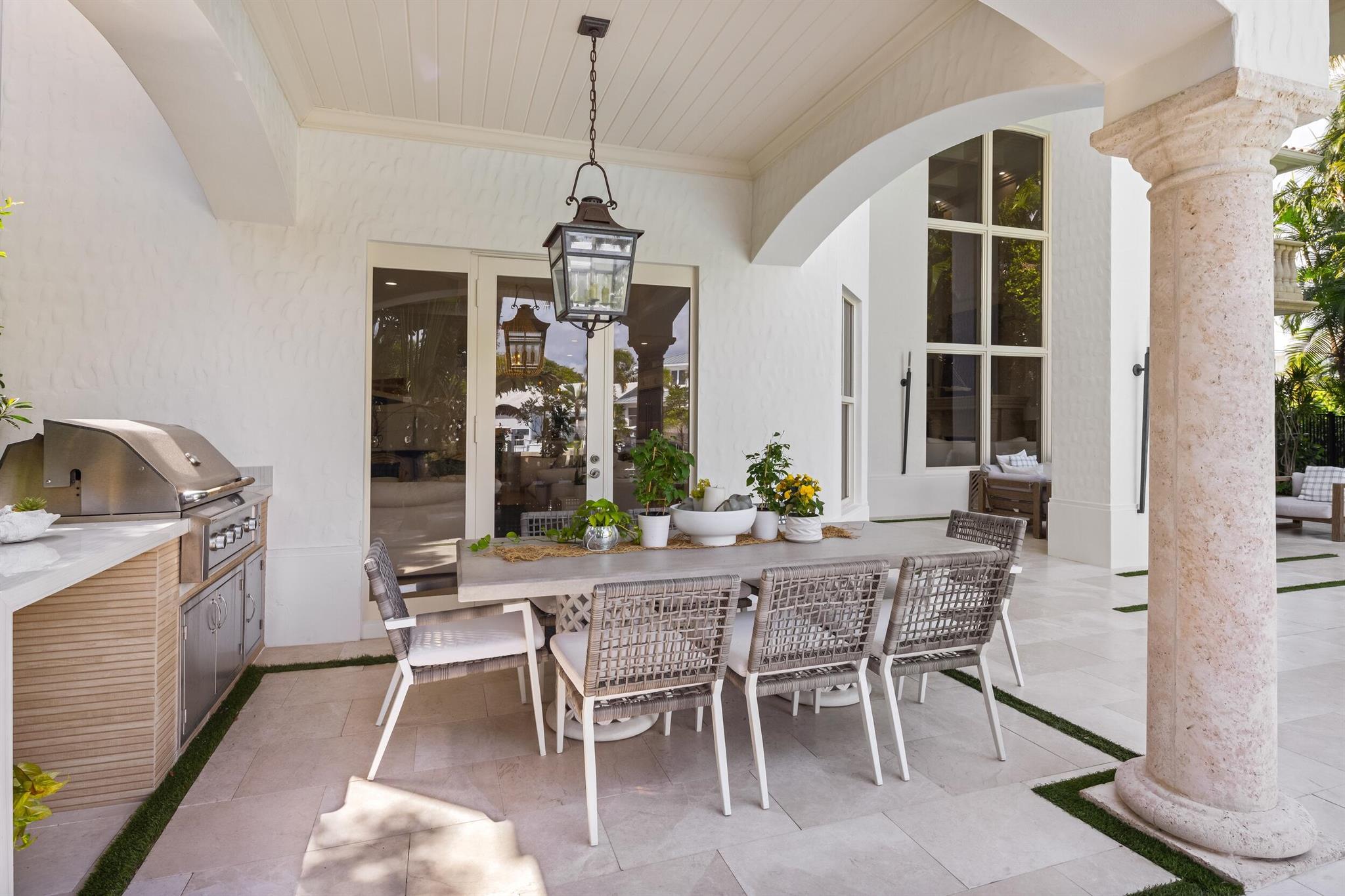 LAKE ROGERS ISLE - Residential